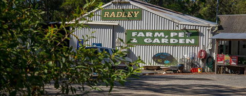 Radley’s Pet & Aquarium - Vet Melbourne 5